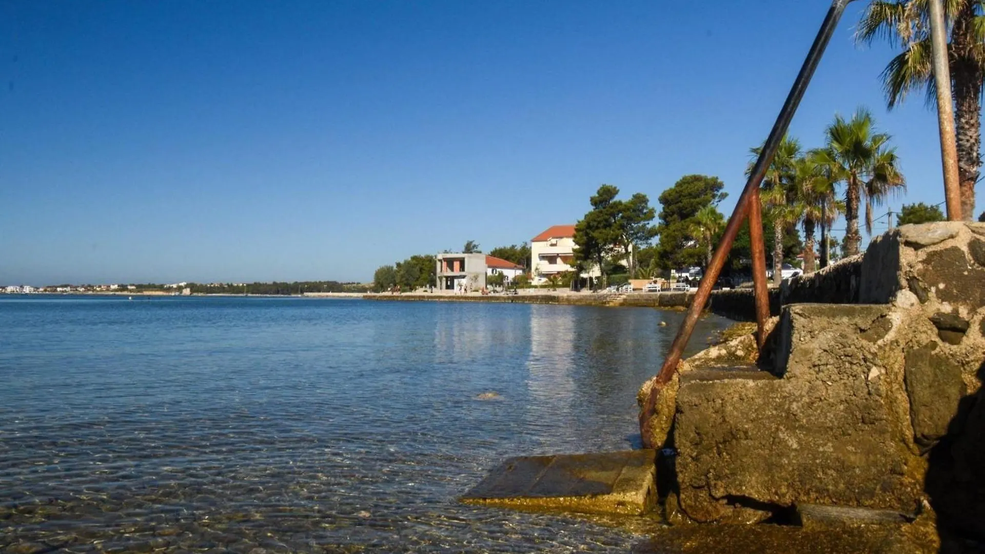 Apartment Kostanjevac With Terrace And Sea View Vir Croatia